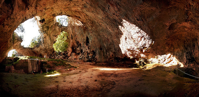 Vela Spila (Big Cave) (Korcula Island)